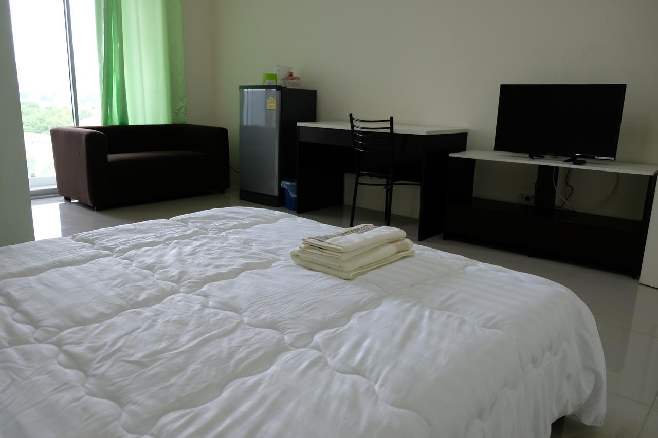 Aspen Residence Chonburi Exterior photo